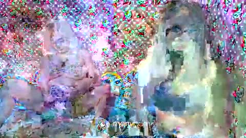 Snapshot of desiring4u chatting on October 19, 11:16 pm Lovie online show from October 19, 11:16 pm