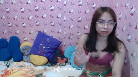 Snapshot of desiring4u chatting on October 23, 1:27 am Lovie online show from October 23, 1:27 am