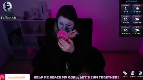 Snapshot of destroyall420 chatting on January 10, 7:04 am Lola Bdsm and fries online show from January 10, 7:04 am