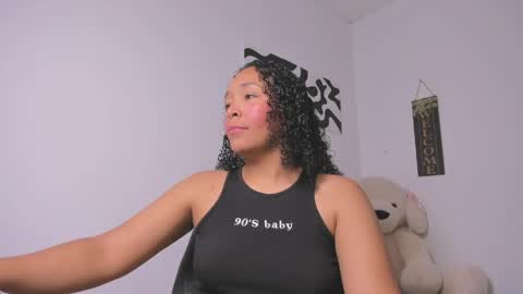 desty_y online show from April 15, 12:39 am