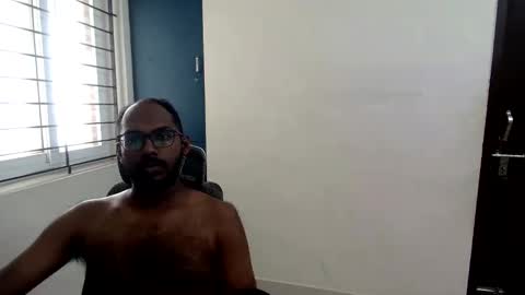 Snapshot of deusexjohn chatting on December 4, 7:39 am deusexjohn online show from December 4, 7:39 am