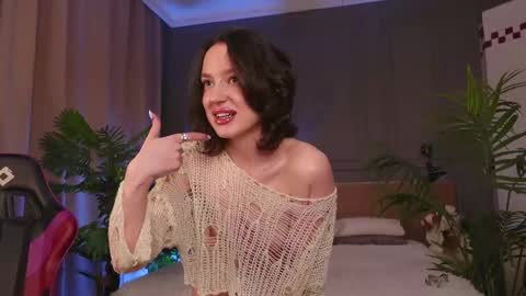 Snapshot of devilinee chatting on February 20, 6:59 am devilinee online show from February 20, 6:59 am