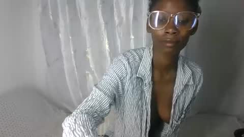 Snapshot of devilish_3710 chatting on June 22, 4:37 pm devilish_3710 online show from June 22, 4:37 pm