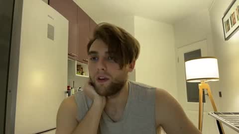 Snapshot of devilnut1 chatting on December 14, 6:24 am devilnut1 online show from December 14, 6:24 am