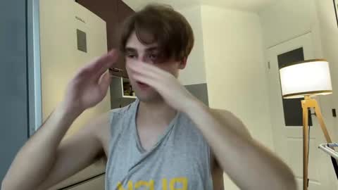 Snapshot of devilnut1 chatting on December 14, 9:29 am devilnut1 online show from December 14, 9:29 am