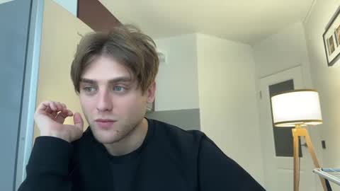 Snapshot of devilnut1 chatting on December 19, 9:18 am devilnut1 online show from December 19, 9:18 am