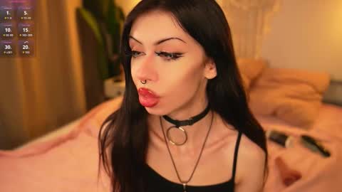 Snapshot of devilss_toy chatting on December 21, 4:03 pm CIBELLE online show from December 21, 4:03 pm