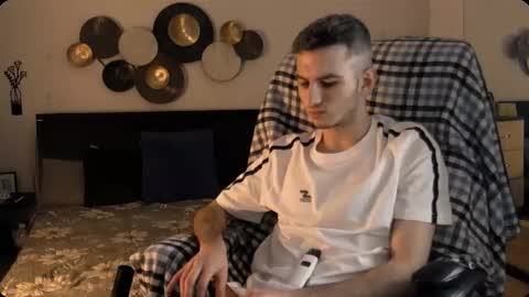 devin_ho online show from January 12, 12:21 pm