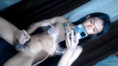 rhiane online show from December 6, 7:56 pm