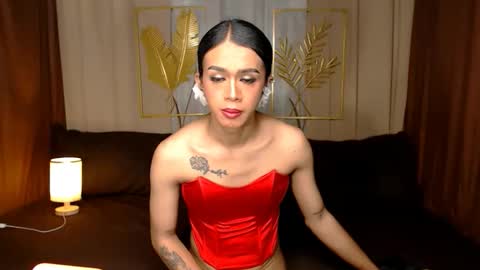 rhiane online show from October 16, 8:04 am