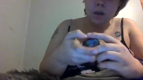 Snapshot of devykitten2018 chatting on November 25, 2:06 pm devykitten online show from November 25, 2:06 pm