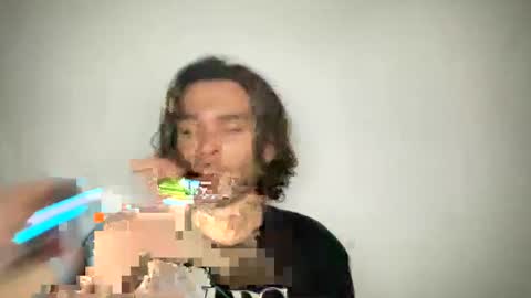 Snapshot of devyy333 chatting on September 13, 7:41 am devyy333 online show from September 13, 7:41 am