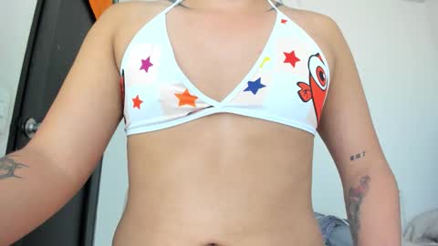 thumb up me please its important online show from February 10, 7:01 am