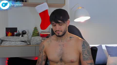 JULIAN online show from December 24, 8:38 pm