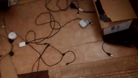 Snapshot of dfgjklkgff chatting on October 12, 12:59 pm 22zdenio22 online show from October 12, 12:59 pm