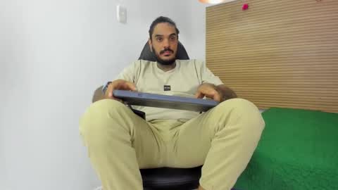 dhaian online show from November 17, 9:09 pm