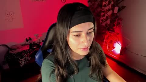 dhaniela naugthy online show from November 20, 7:35 pm