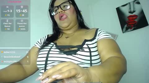 Snapshot of dhevora chatting on January 30, 5:17 pm DHEVORA online show from January 30, 5:17 pm