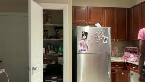 Dolly online show from February 4, 3:01 am