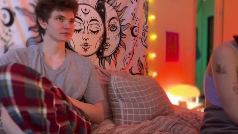 Di Alex online show from January 23, 1:13 pm