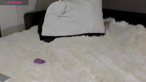 Snapshot of di_parker chatting on November 26, 9:49 pm di_parker online show from November 26, 9:49 pm