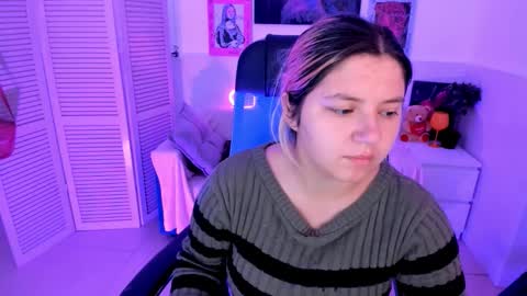 Dia online show from September 29, 8:46 pm