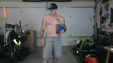 Yeti online show from April 2, 8:39 pm