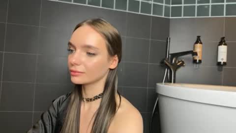 dialinkaaaa online show from March 25, 2:06 am