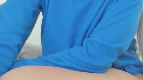 Snapshot of diamond_ava_ chatting on January 5, 7:17 am Thea online show from January 5, 7:17 am