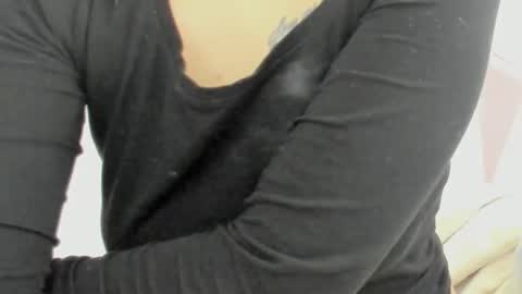 Snapshot of diamond_ava_ chatting on January 7, 7:31 am Thea online show from January 7, 7:31 am