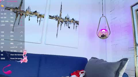 Snapshot of diamond_black19 chatting on September 20, 7:04 pm Camila and Megan online show from September 20, 7:04 pm