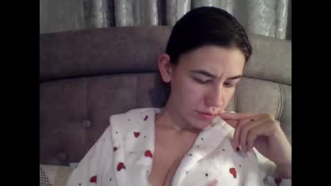 Snapshot of diamond_dana chatting on June 4, 11:22 pm Diamond Dana online show from June 4, 11:22 pm