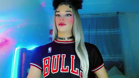 AmayaGirl online show from December 7, 8:44 am