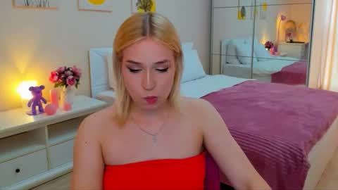 Snapshot of diamond_milady chatting on May 29, 1:53 pm diamond_milady online show from May 29, 1:53 pm