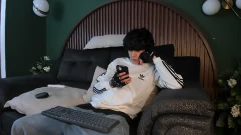 diamond_twink online show from July 13, 5:43 am