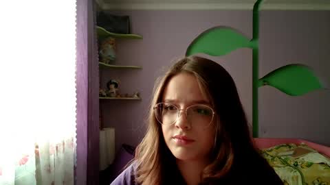 Snapshot of diamondfoxie chatting on June 8, 12:38 pm Jessica online show from June 8, 12:38 pm