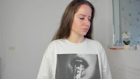 diamondkay_ online show from December 23, 9:07 am