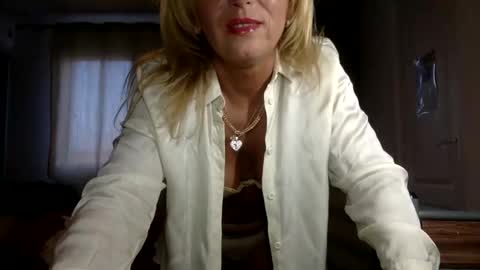 diana583578 online show from May 15, 5:09 pm