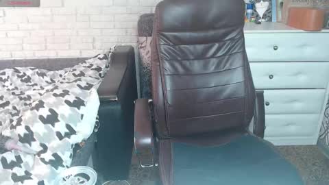 Snapshot of diana_li_ chatting on February 25, 10:15 am Diana li online show from February 25, 10:15 am