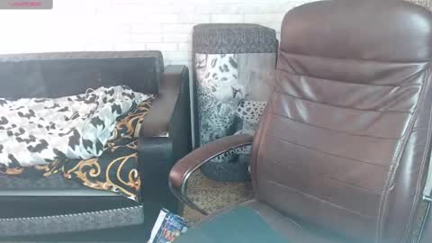 Snapshot of diana_li_ chatting on March 7, 8:13 am Diana li online show from March 7, 8:13 am