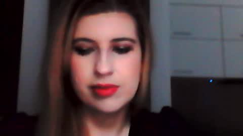 Snapshot of diana_love04 chatting on February 13, 7:35 am Diana online show from February 13, 7:35 am