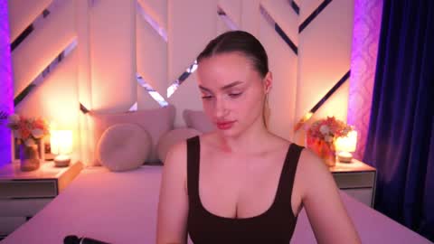 diana_nova online show from April 9, 6:19 am