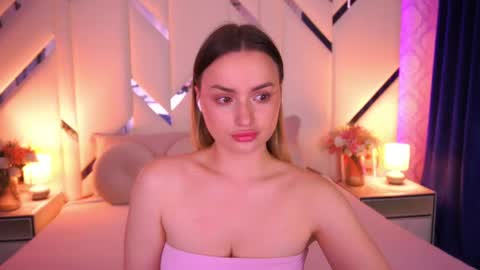 diana_nova online show from April 17, 12:30 pm