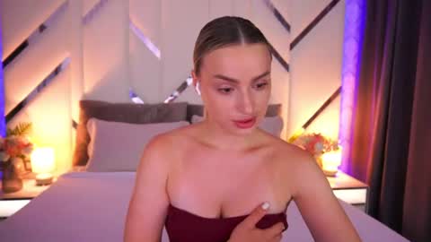 diana_nova online show from July 14, 1:50 pm
