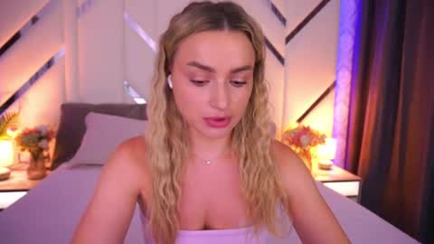Snapshot of diana_nova chatting on July 18, 11:47 am diana_nova online show from July 18, 11:47 am