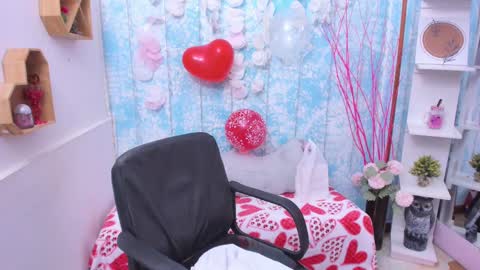 Snapshot of diana_serna chatting on February 14, 2:54 pm Diana online show from February 14, 2:54 pm