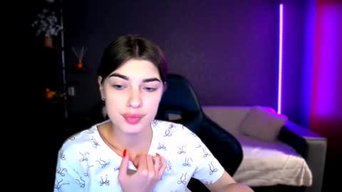 Snapshot of dianaa_lee chatting on September 19, 5:13 pm DIANA online show from September 19, 5:13 pm