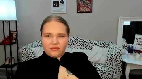 Diana online show from May 9, 7:19 pm