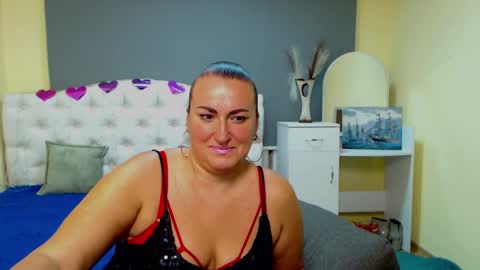 Snapshot of dianamgg chatting on October 10, 5:50 am Diana online show from October 10, 5:50 am