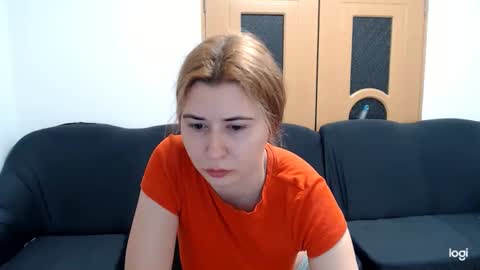 Snapshot of dianasmiey7 chatting on January 10, 5:56 pm dianasmiey7 online show from January 10, 5:56 pm